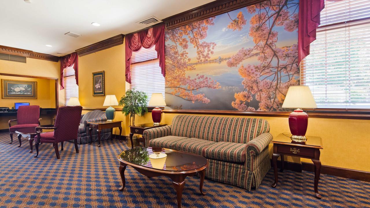 Clarion Inn Falls Church-Arlington Kültér fotó