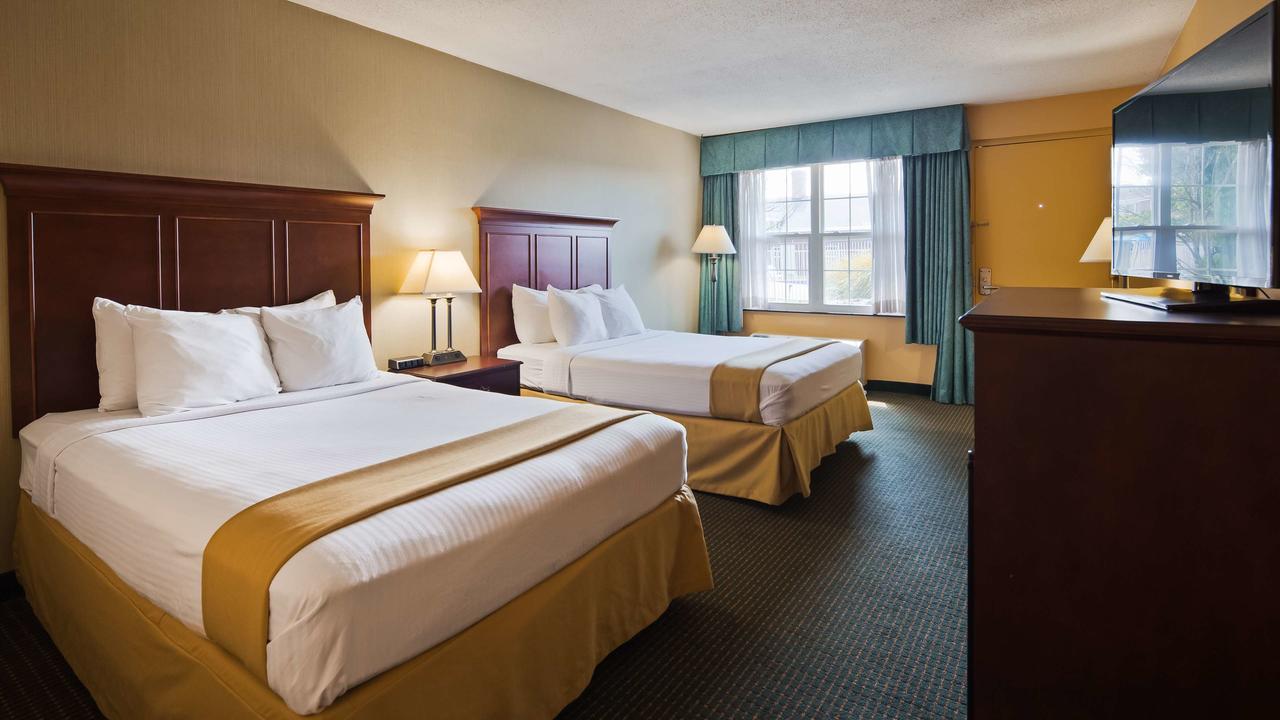 Clarion Inn Falls Church-Arlington Kültér fotó