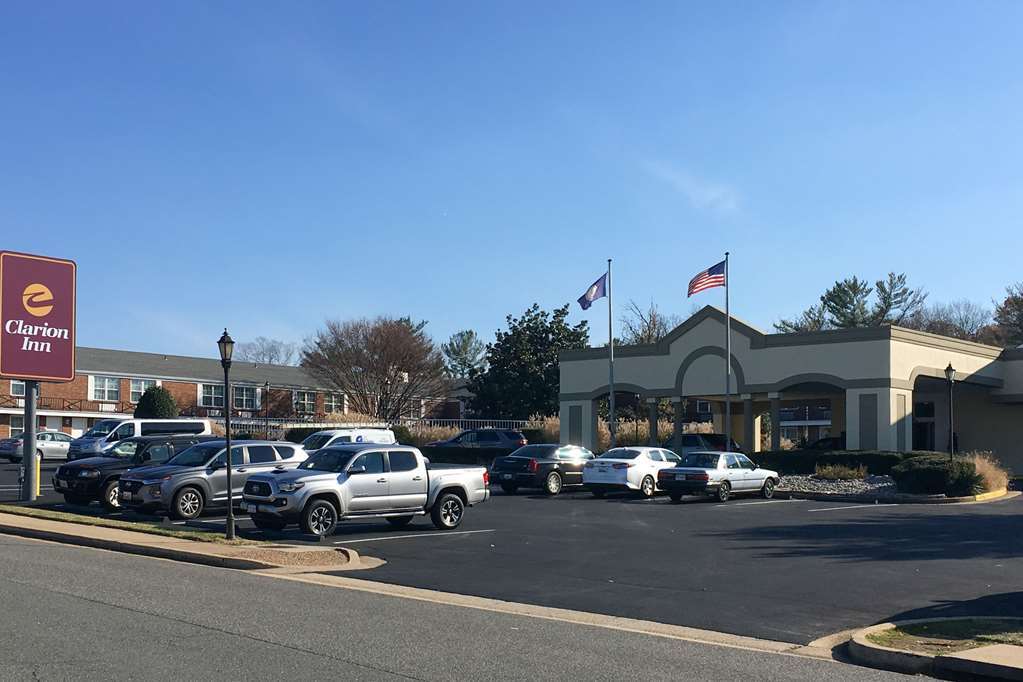 Clarion Inn Falls Church-Arlington Kültér fotó